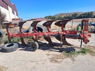 Arado Reversible de 5 Cuerpos