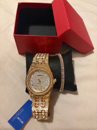 Reloj Dorado Skyline y Pulsera Tennis