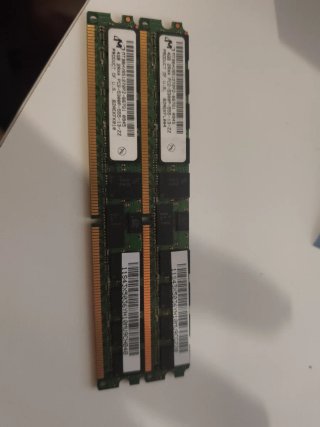 2x Micron 4GB DDR2 Server RAM PC2-5300P