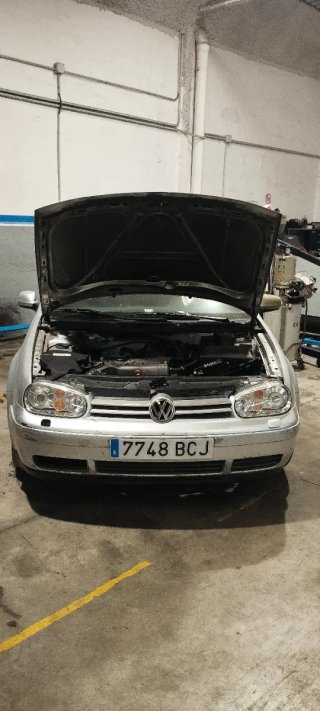 Volkswagen Golf 2000