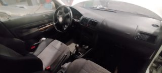 Volkswagen Golf 2000