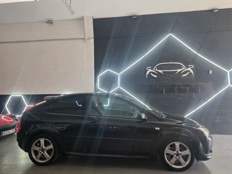 Ford Focus 2007, foto 2