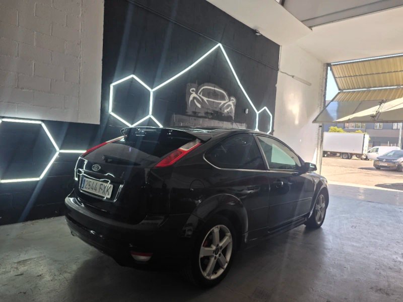 Ford Focus 2007, foto 3