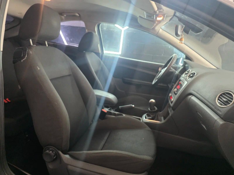 Ford Focus 2007, foto 10