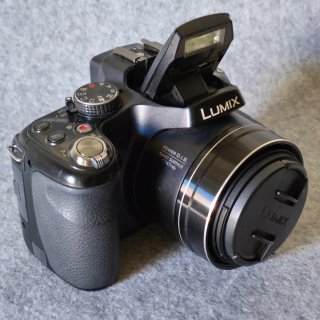 Panasonic Lumix FZ200 + Funda + SD - Funciona OK