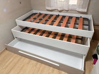Cama nido con cajón y estante