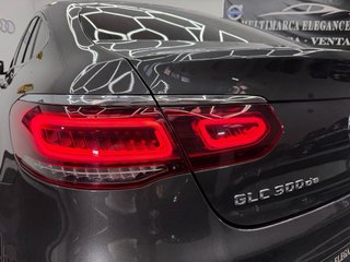 Mercedes GLC Coupé 2021 300de 306cv AMG LINE 4M