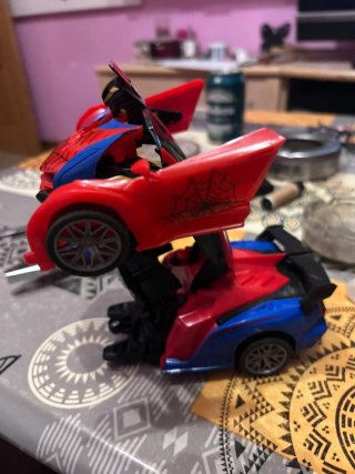 Coche Transformer Spider-Man
