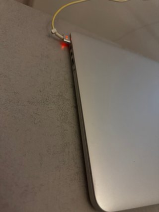 MacBook Pro 15” i7 | 16GB RAM | 1TB SSD