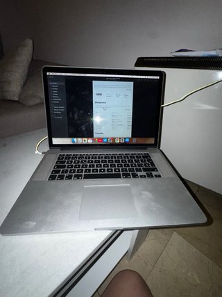 MacBook Pro 15” i7 | 16GB RAM | 1TB SSD