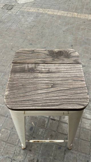 Taburete de bar estilo industrial