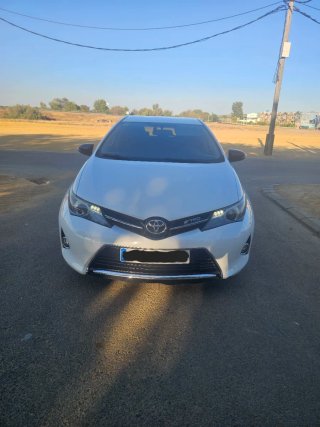 Toyota Auris 2014