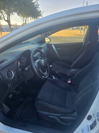 Toyota Auris 2014