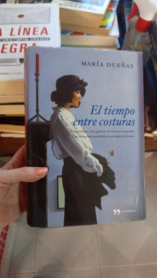 NOVELA HISTÓRICA | El tiempo entre costuras