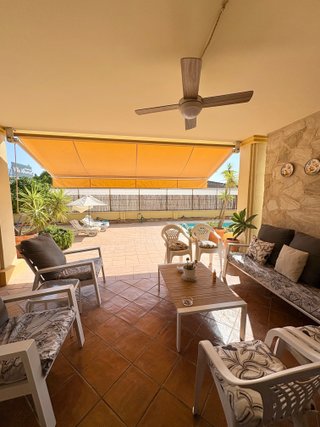 Chalet independiente en venta Mijas