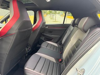 Volkswagen Golf 2025