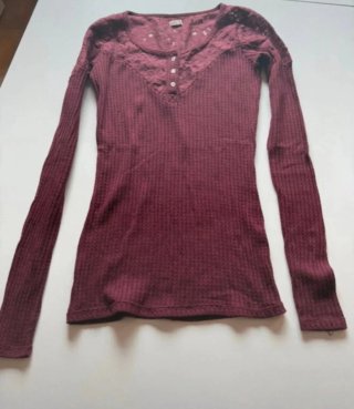 Jersey Hollister Burdeos Encaje Talla XS