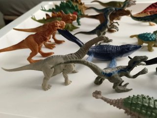Lote de 40 Dinosaurios Jurassic World Minis