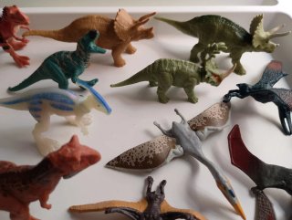Lote de 40 Dinosaurios Jurassic World Minis