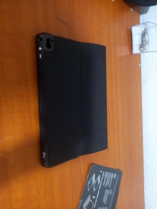 Teclado Logitech CREATE Funda Original