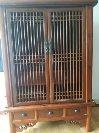 Mueble de madera