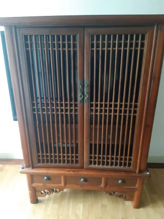 Mueble de madera
