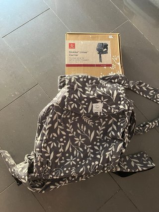 Mochila Portabebés Stokke Limas Floral Slate