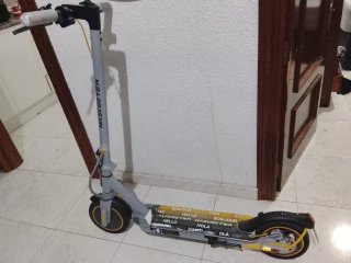 Patinete Eléctrico Gris