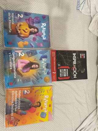 libros de Segundo De Bach REVUELA y EDELVIVES
