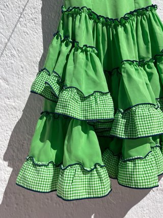 Traje de flamenca verde y cuadros vichy talla 2