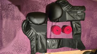 Pack Boxeo Decathlon: Saco, Guantes y Vendas