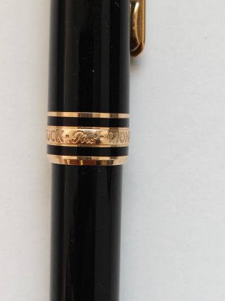 Bolígrafo Montblanc Meisterstück Oro