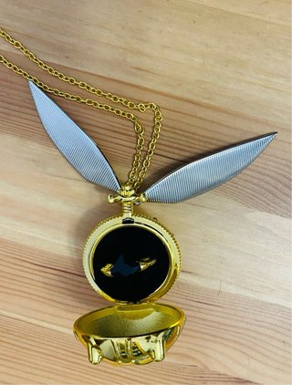 Snitch Dorada Harry Potter con Piedra Resurrección