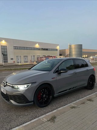 Volkswagen Golf 8 2024