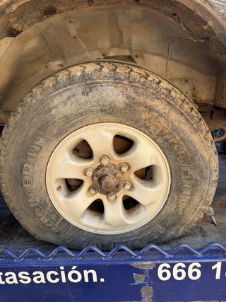 Llantas mitsubishi montero