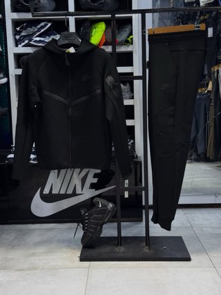 Conjunto Nike Negro