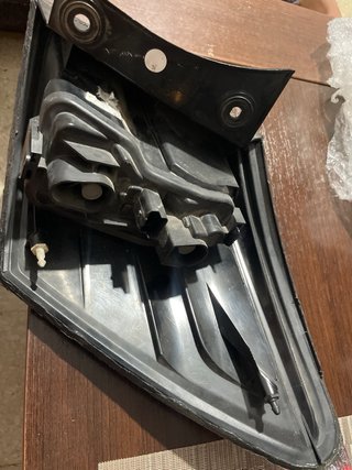 Piloto trasero izquierdo Nissan Qashqai J10