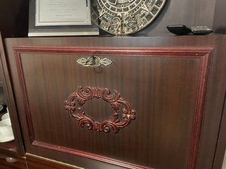 Conjunto de Comedor Clásico Madera Maciza, nogal.