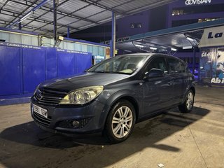 Opel Astra 2010