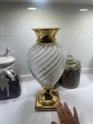 Jarrón Grande de Cristal y Metal Dorado