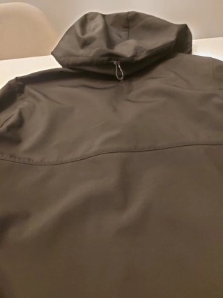 Cazadora Técnica Negra Zara