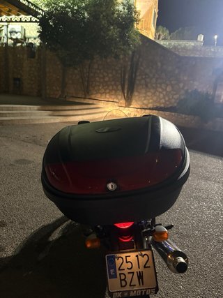 Suzuki GSX-F Katana 600 Azul