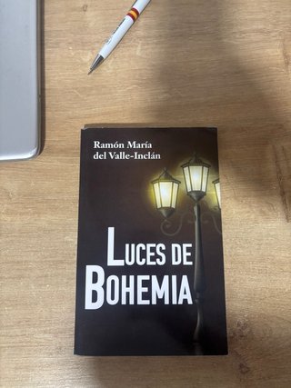LUCES DE BOHEMIA: Edición para ESO y Bachillera...