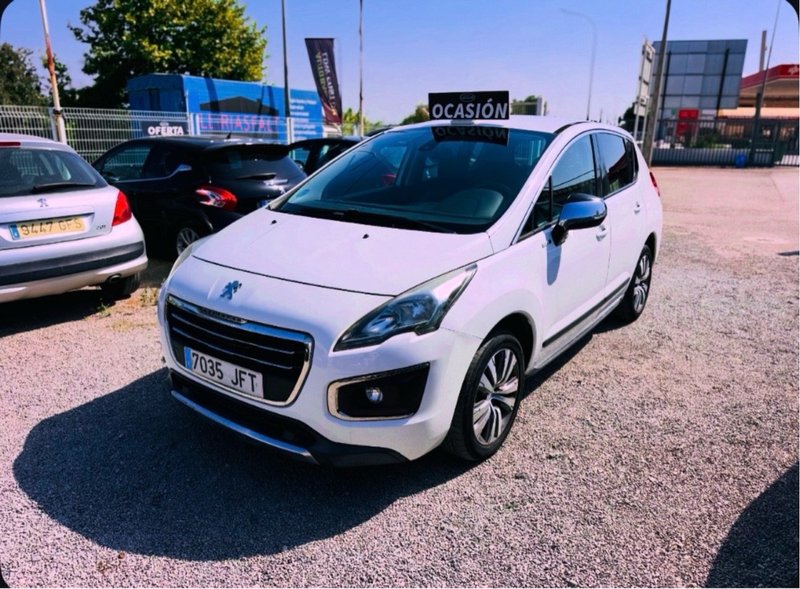 Peugeot 3008 1.2 Pure Tech S&S Access 2015