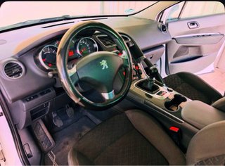 Peugeot 3008 2015