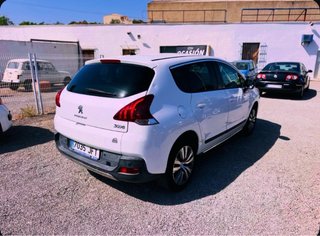 Peugeot 3008 2015