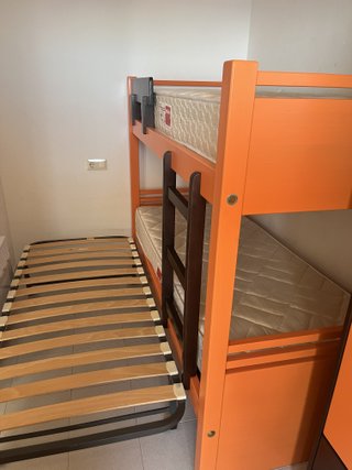Litera de 3 plazas con cama nido y colchones