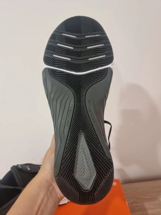 T46 Nike Metcon 8 Negras