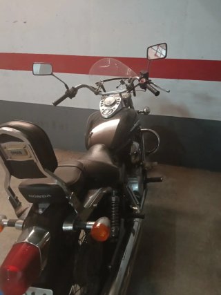 Honda Shadow 125 Custom Negra