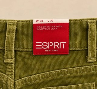 Esprit Pantalón pana acampanado tiro alto W25